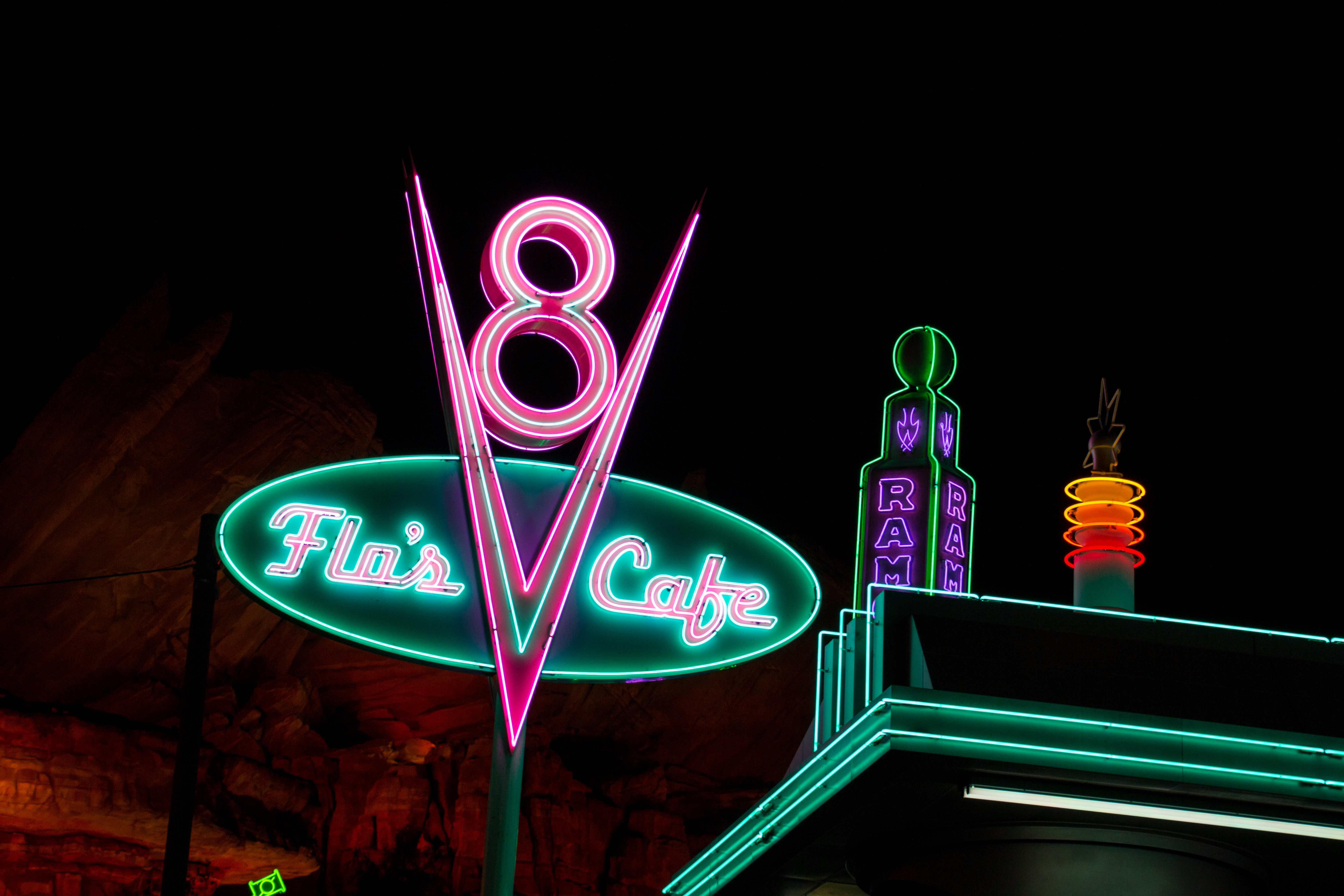 flo's v8 cafe