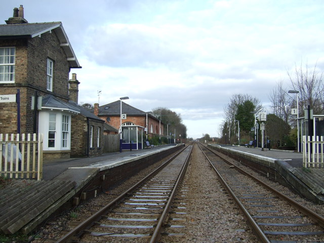 File:Hutton Cranswick Railway Station - geograph.org.uk - 5253624.jpg