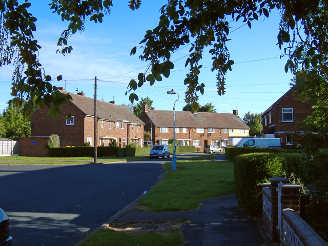 File:Legard Drive, Anlaby - geograph.org.uk - 444669.jpg