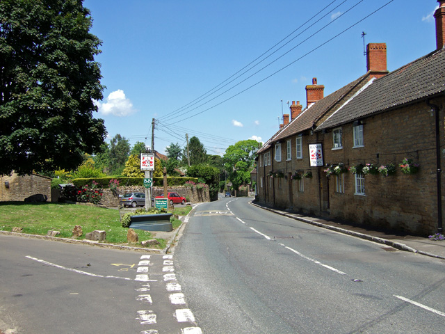 File:North Perrott - geograph.org.uk - 457443.jpg