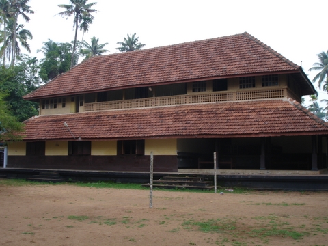 traditional kerala nalukettu houses