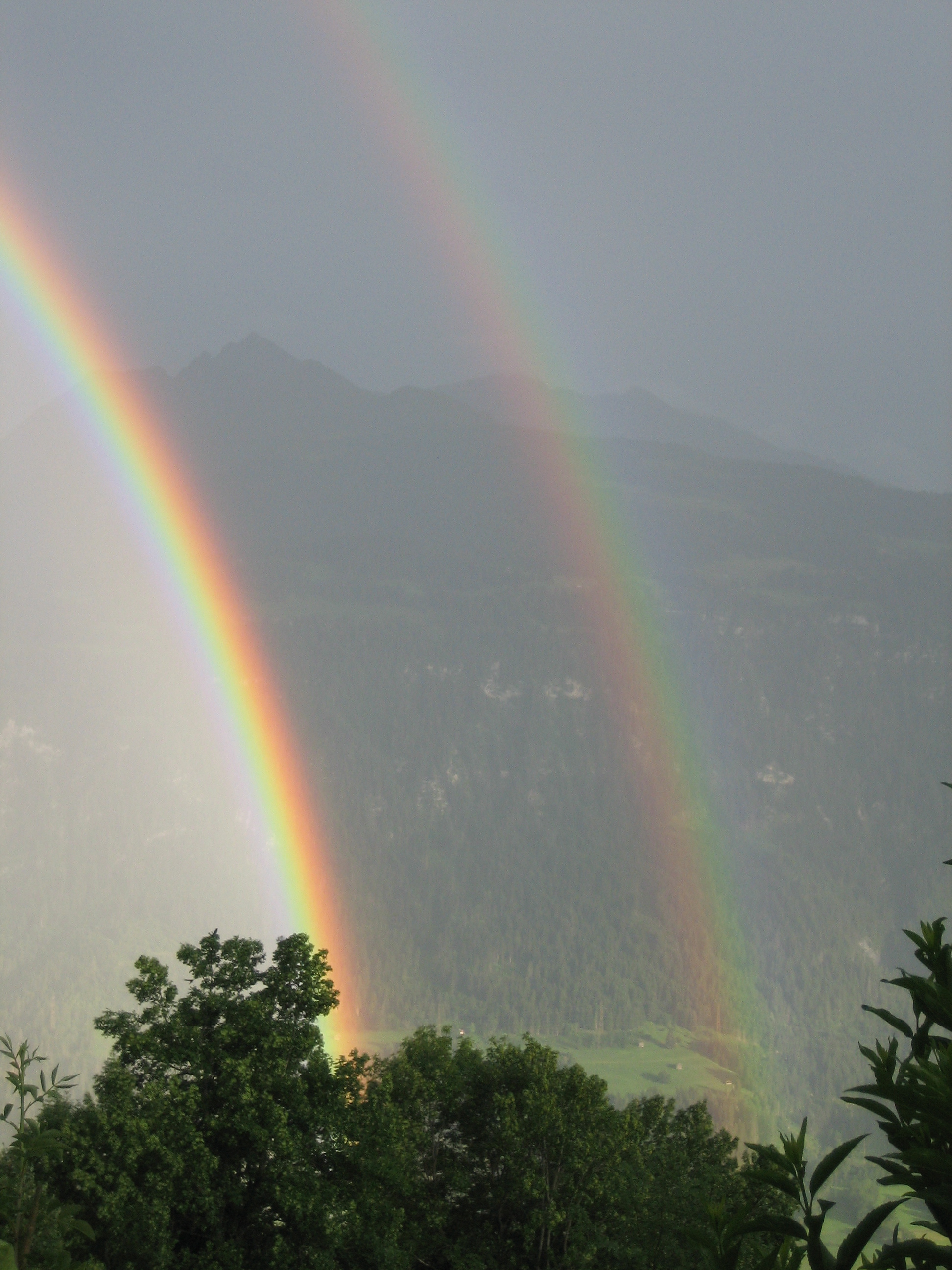 Rainbow 3. Двойная Радуга. Радуга в природе. Красивая Радуга. 3 Радуги.