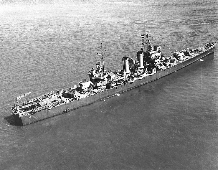 File:USS Philadelphia (CL-41) off New York City on 26 April 1943 (80-G-63794).jpg