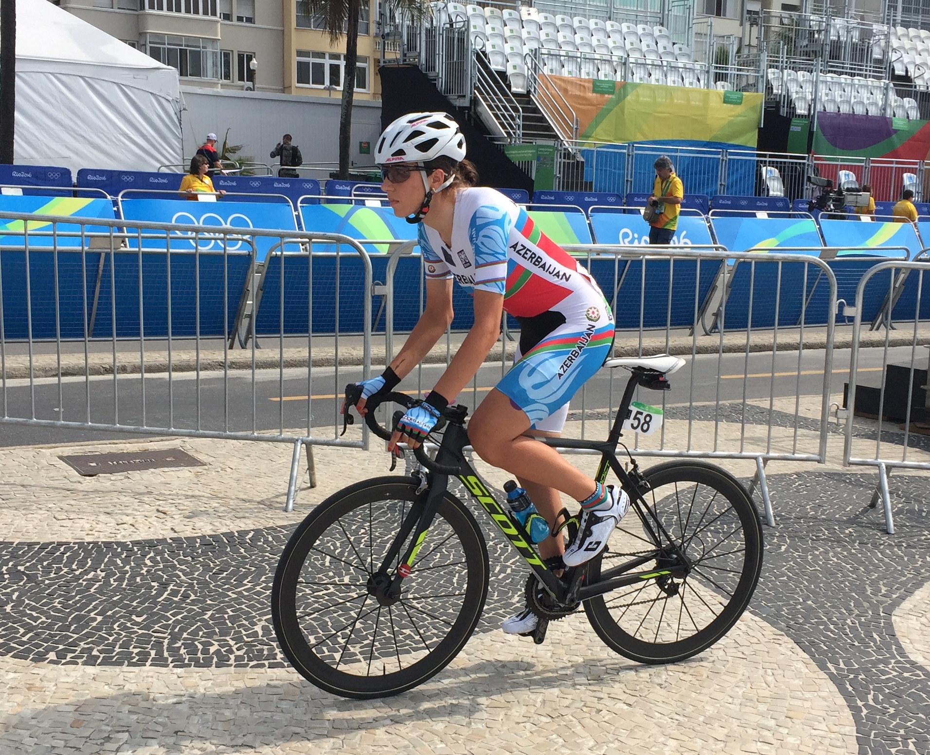 Файл:Yelena Pavlukhina from Azerbaijan at Rio 2016 Olympic Games.jpg —  Википедия