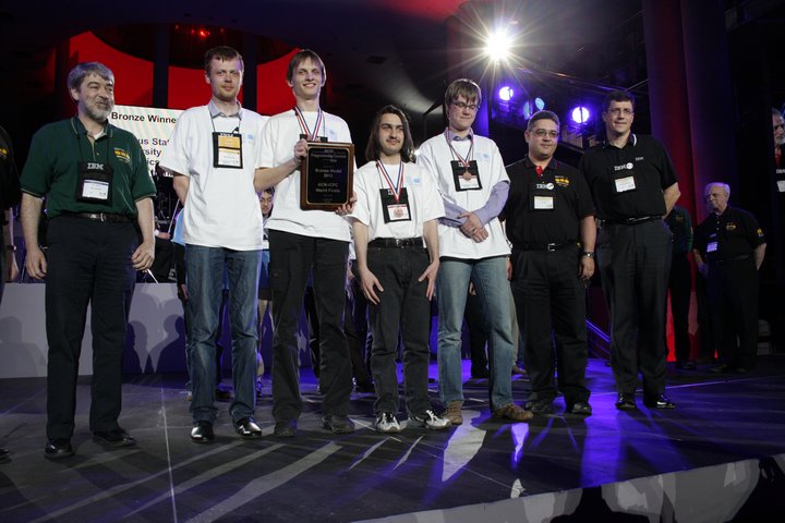 File:Команда БГУИР на ACM ICPC 2013.jpg