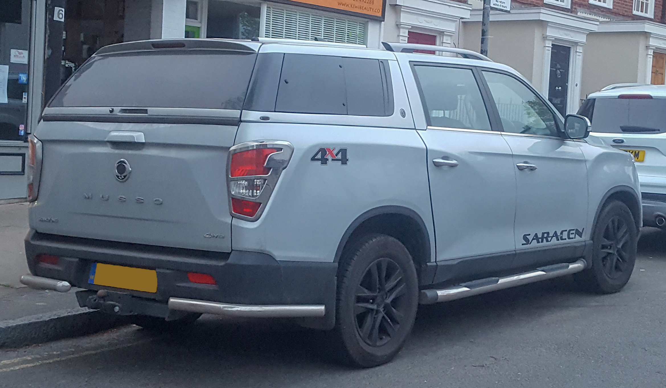 File:2018 Ssangyong Musso Saracen Automatic 2.2 Rear.jpg - Wikipedia