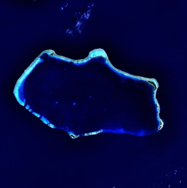 ビキニ環礁の衛星写真 - NASA NLT Landsat 7 (Visible Color)