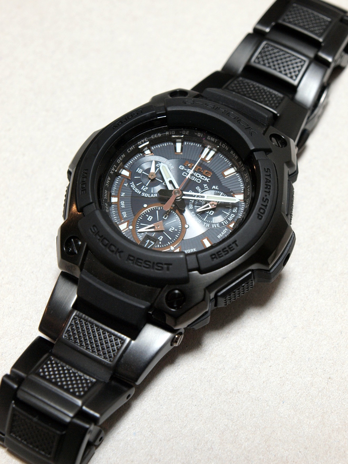 品質保証定番美品 CASIO G-SHOCK MTG-1000RB 電波オーラ― 腕時計　(k509_1) MT-G