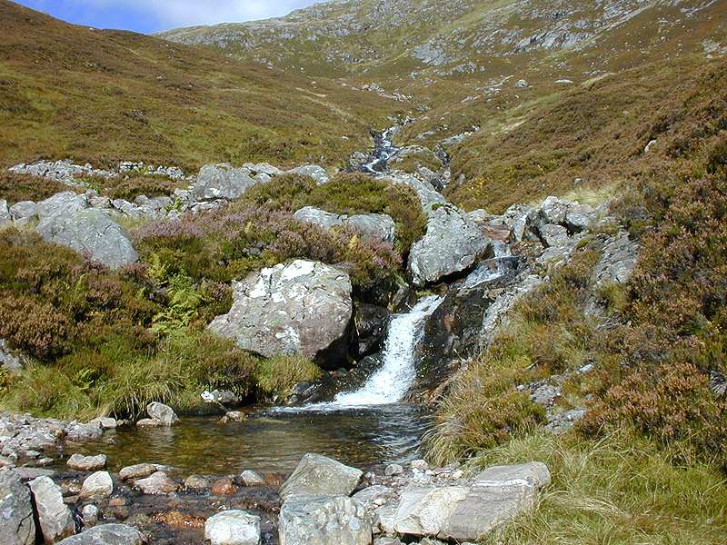 File:Crossing point on the Allt Coire na h-Eirghe - geograph.org.uk - 628068.jpg