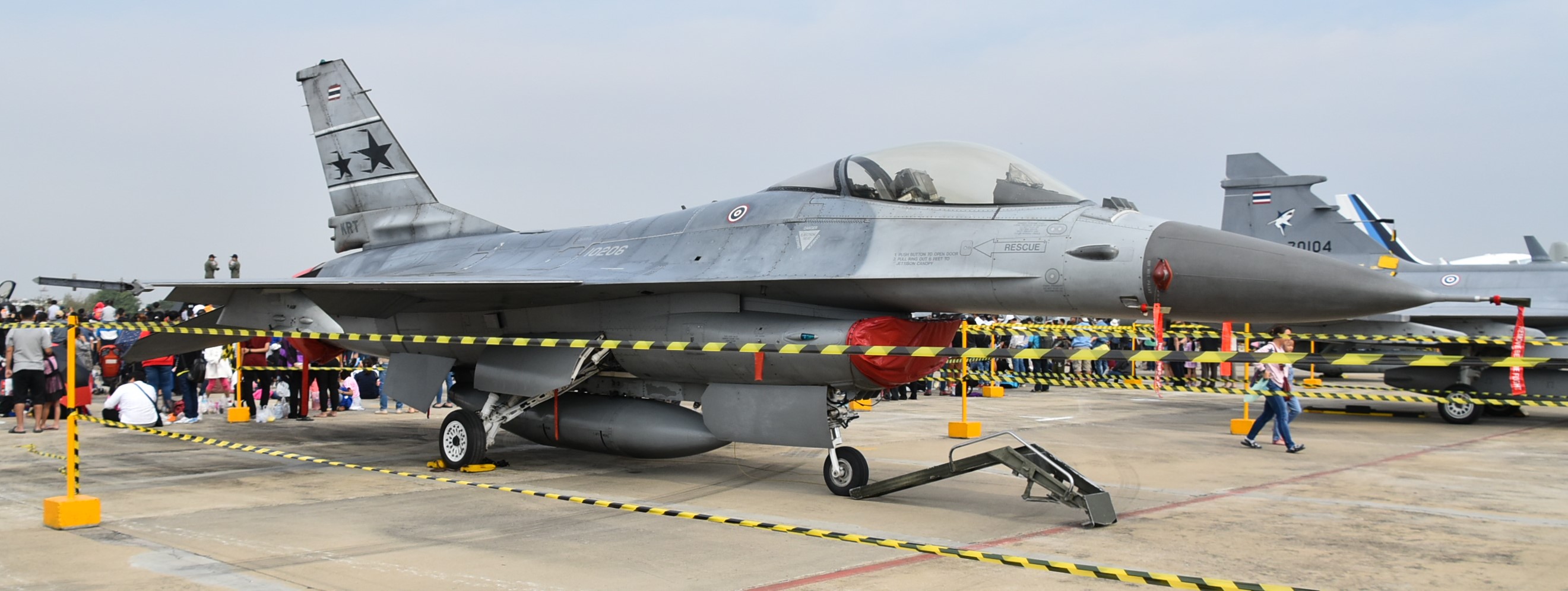 File:F-16 of the Royal Thai Air Force (26014441198).jpg - Wikimedia Commons