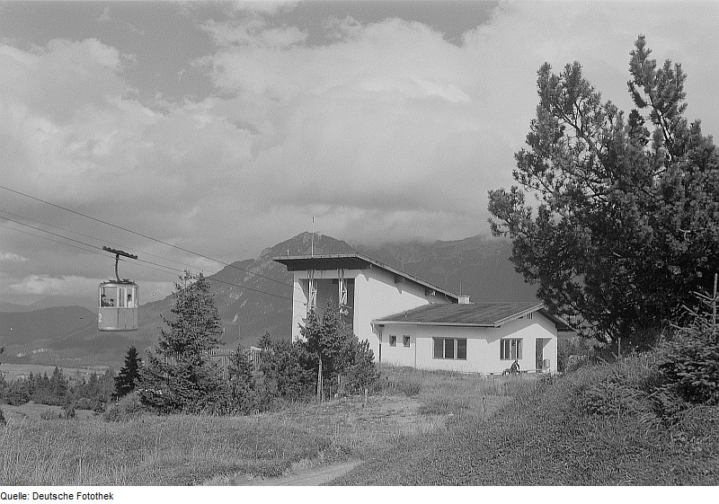 File:Fotothek df ps 0004305 Landschaften ^ Hügellandschaften - Gebirgslandschaften ^.jpg