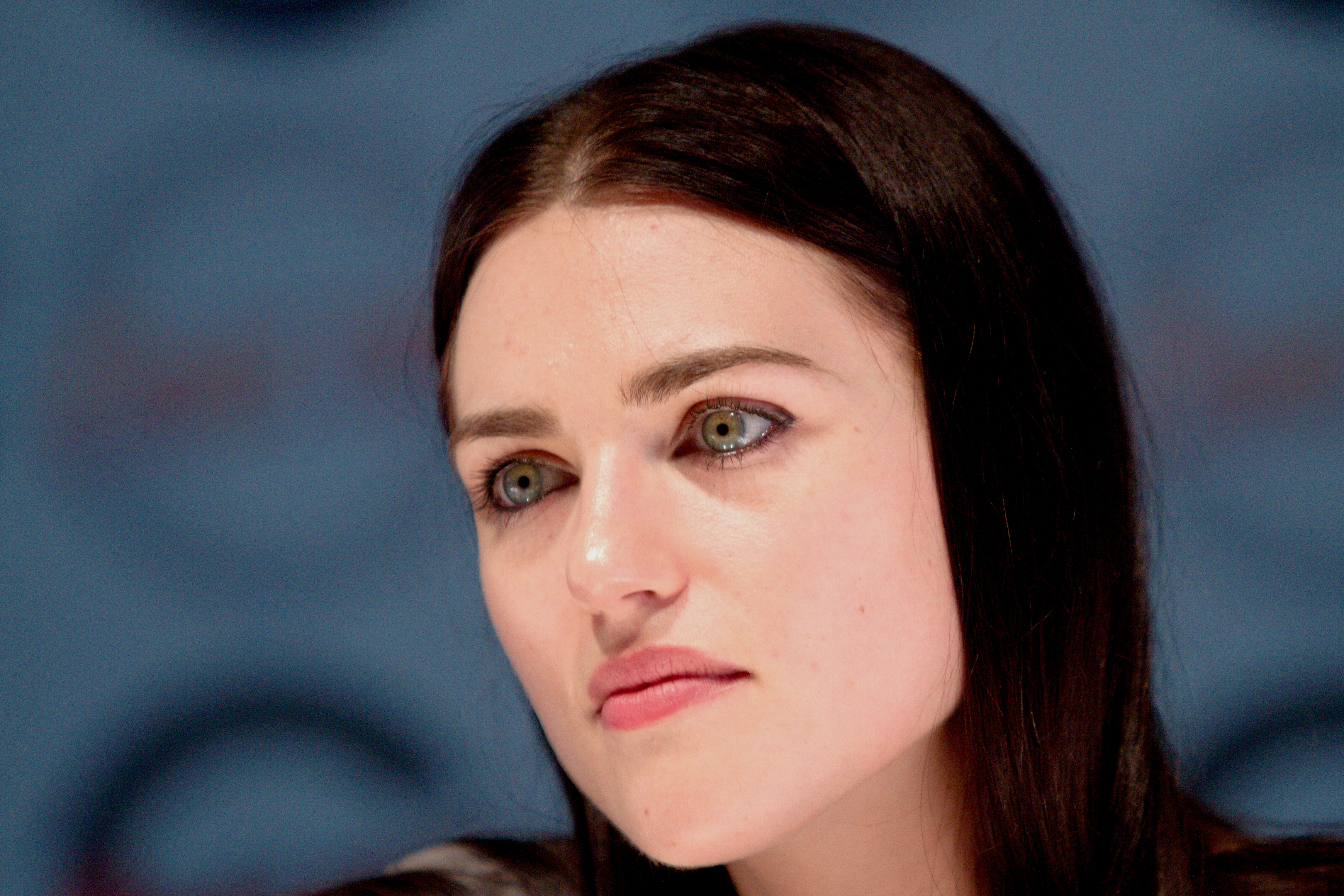 Does Irish actress Katie McGrath pass better in UK or Germany? 