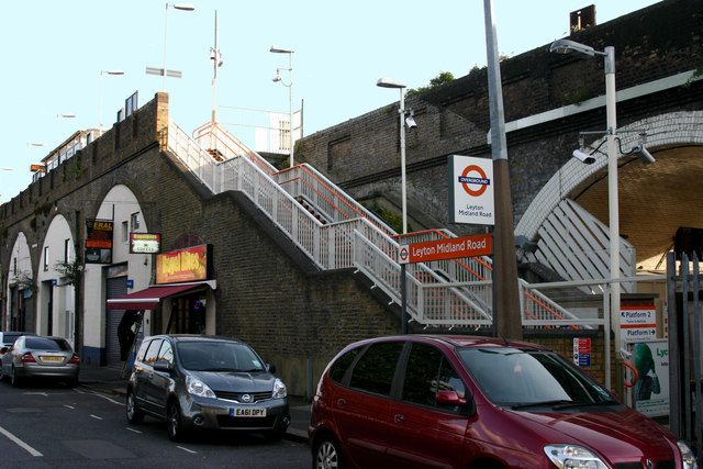 File:Leyton (Midland Road) station - geograph.org.uk - 3143836.jpg