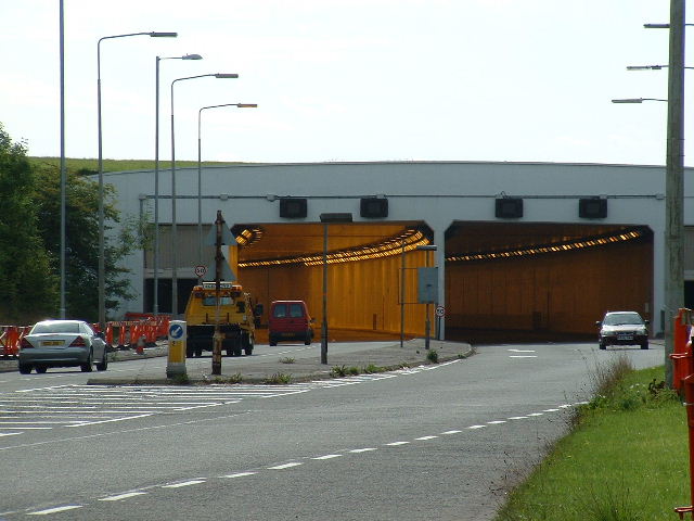 File:Manchester Airport Tunnel - geograph.org.uk - 58305.jpg