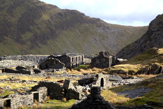 File:New Rhosydd Slate Quarry - geograph.org.uk - 4234895.jpg