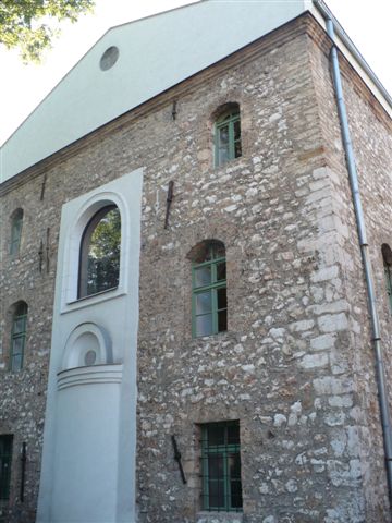 File:Sarajevo Old Synagogue 01.jpg