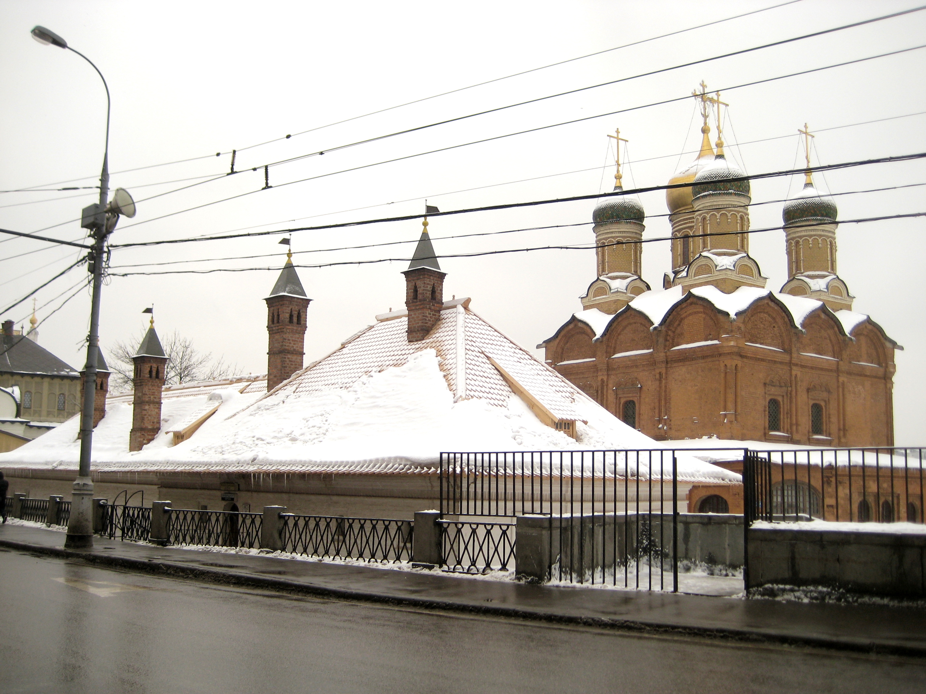 Новинский монастырь в Москве. Преображенский Старообрядческий монастырь Москва. Знаменский монастырь Москва. Казанский Головинский монастырь в Москве.