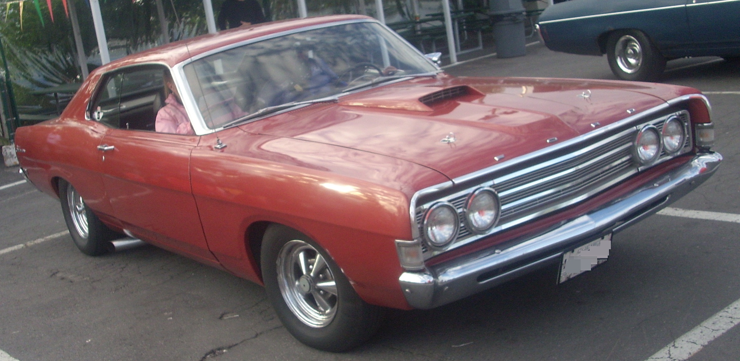 Ford fairlane 2 door #3