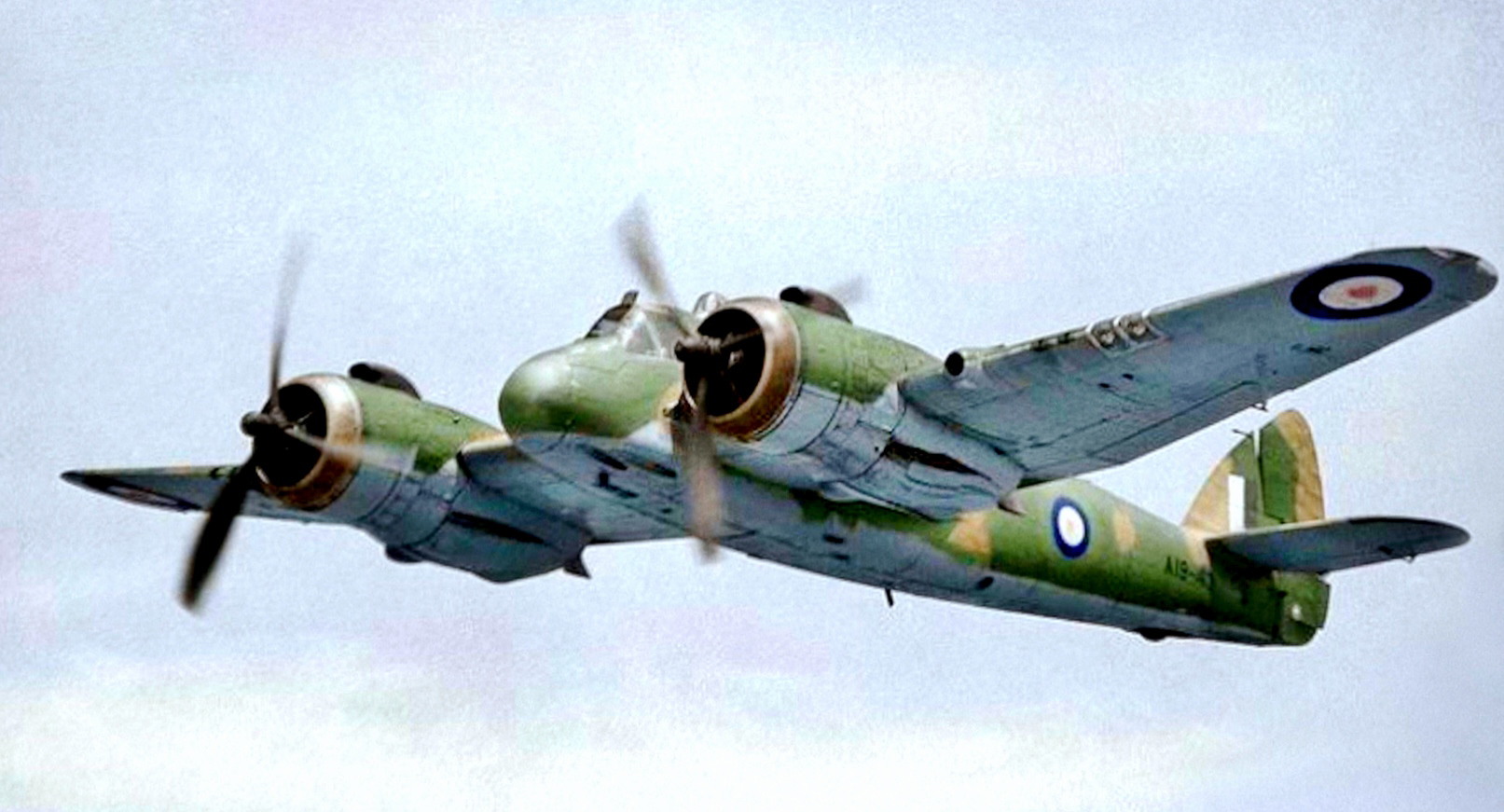 イギリス軍 ブリストル・ボーファイターTF.Mk.X