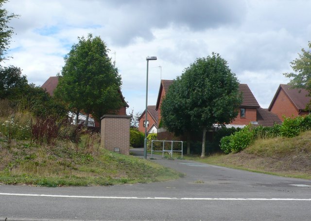 File:Courtney Close - geograph.org.uk - 2660950.jpg