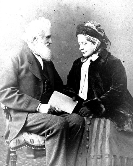 File:Edward Fordham Flower & his wife Celina.jpg