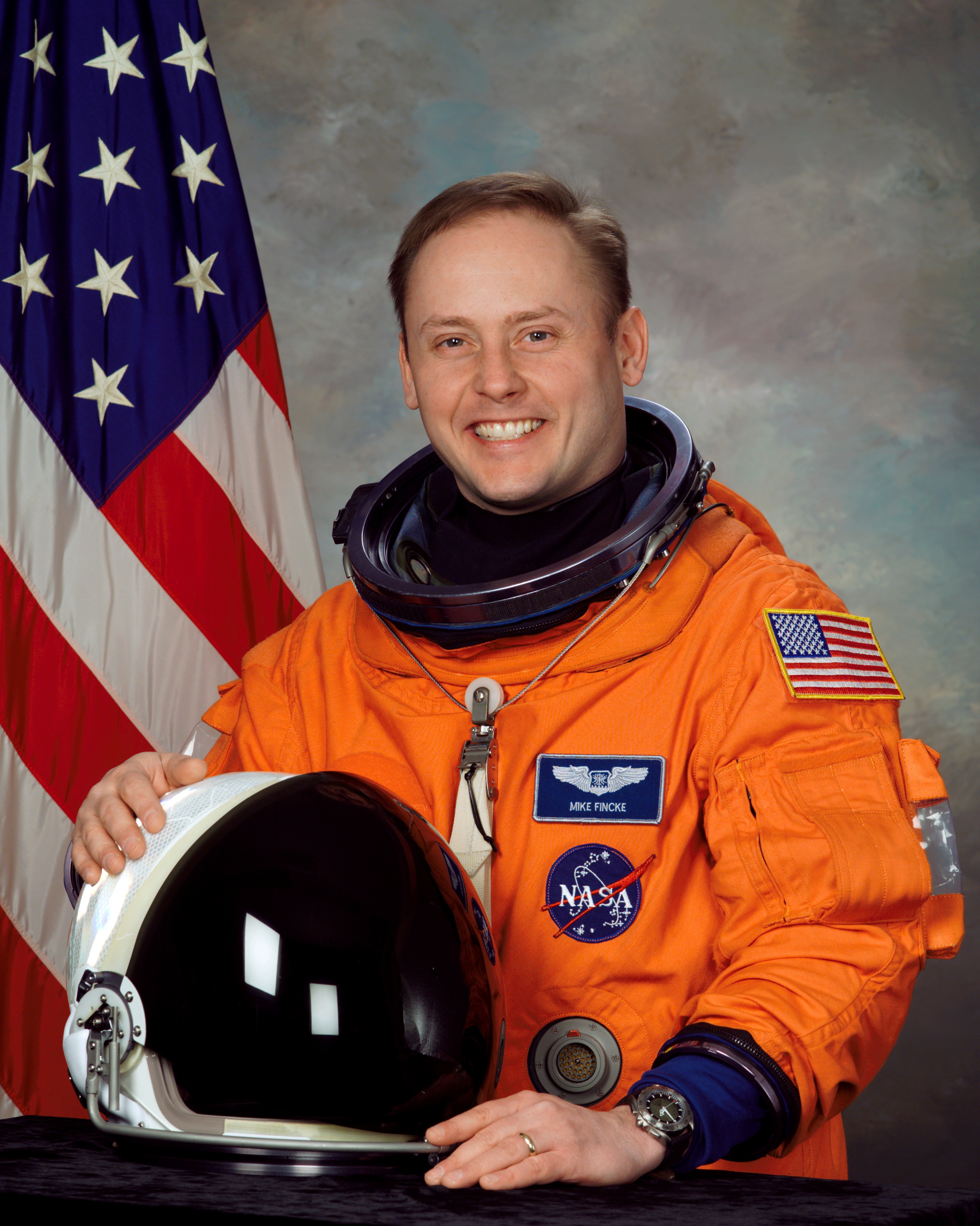 Полет первого американского космонавта. Эндрю Фойстел. Майк Коутс астронавт.