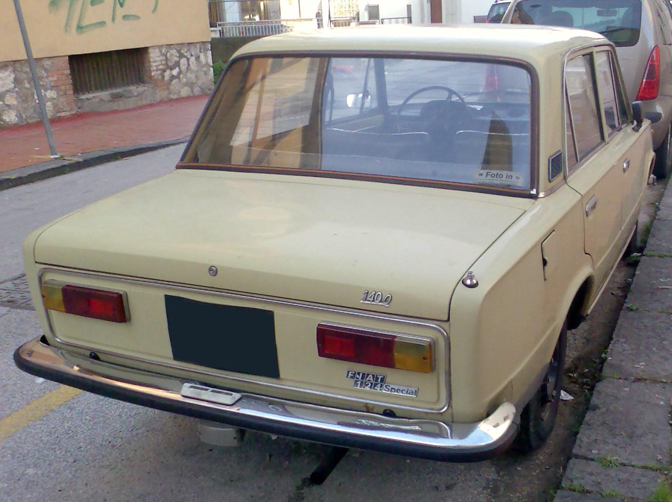 Fiat_124_Special_rear.jpg