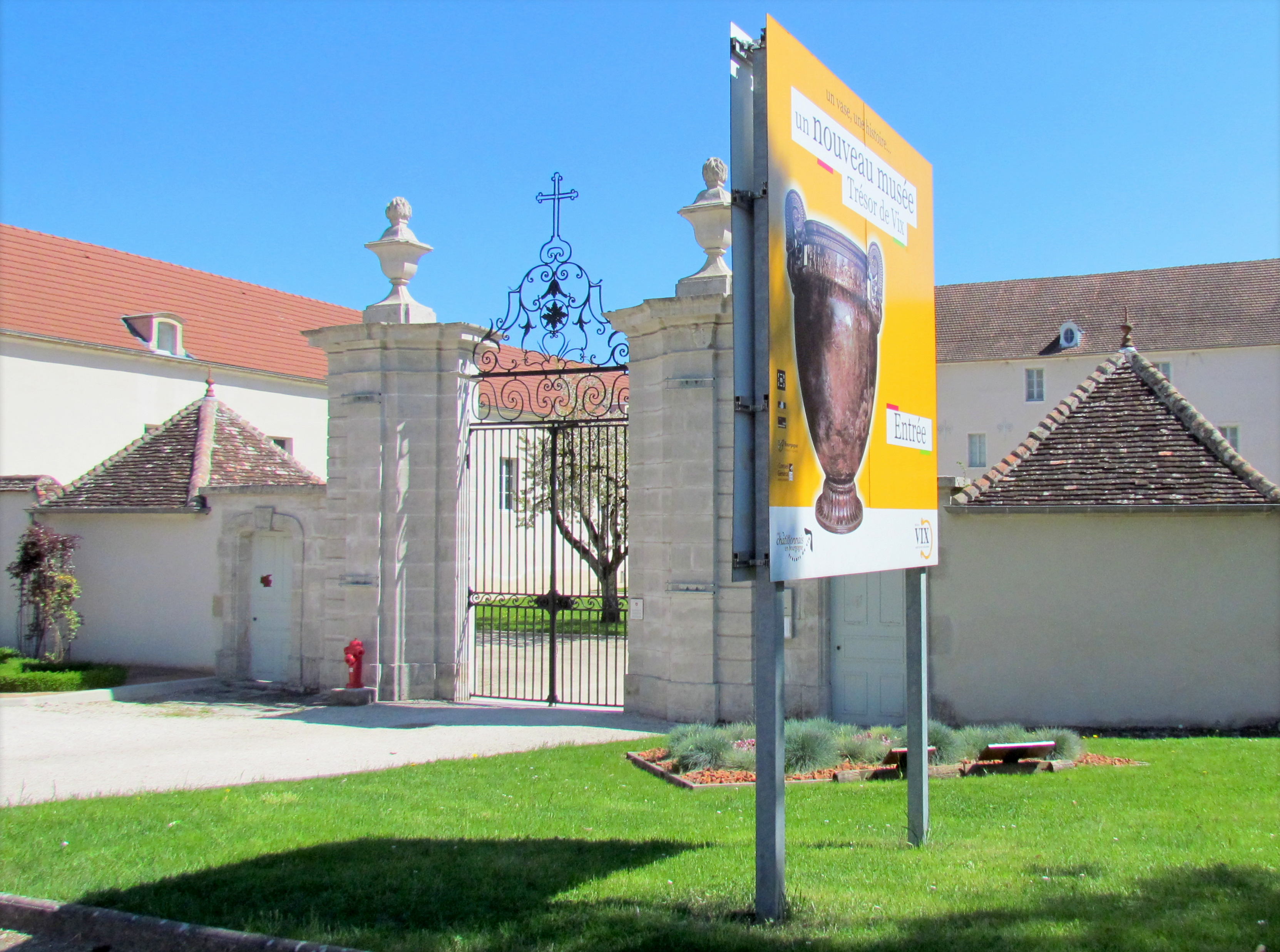Musée du Pays Châtillonnais - Trésor de Vix  France Bourgogne-Franche-Comté Côte-d'Or Châtillon-sur-Seine 21400