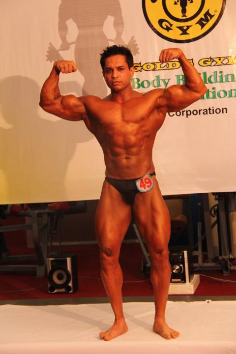 Hitman hart on front double biceps pose..jpg. 