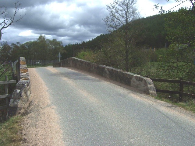 File:Linn of Dee to Braemar road - geograph.org.uk - 806359.jpg