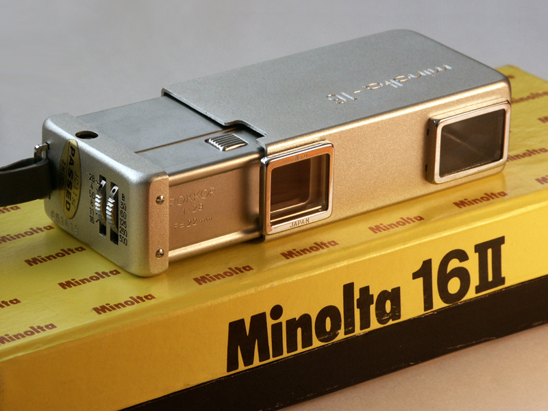 Minolta 16