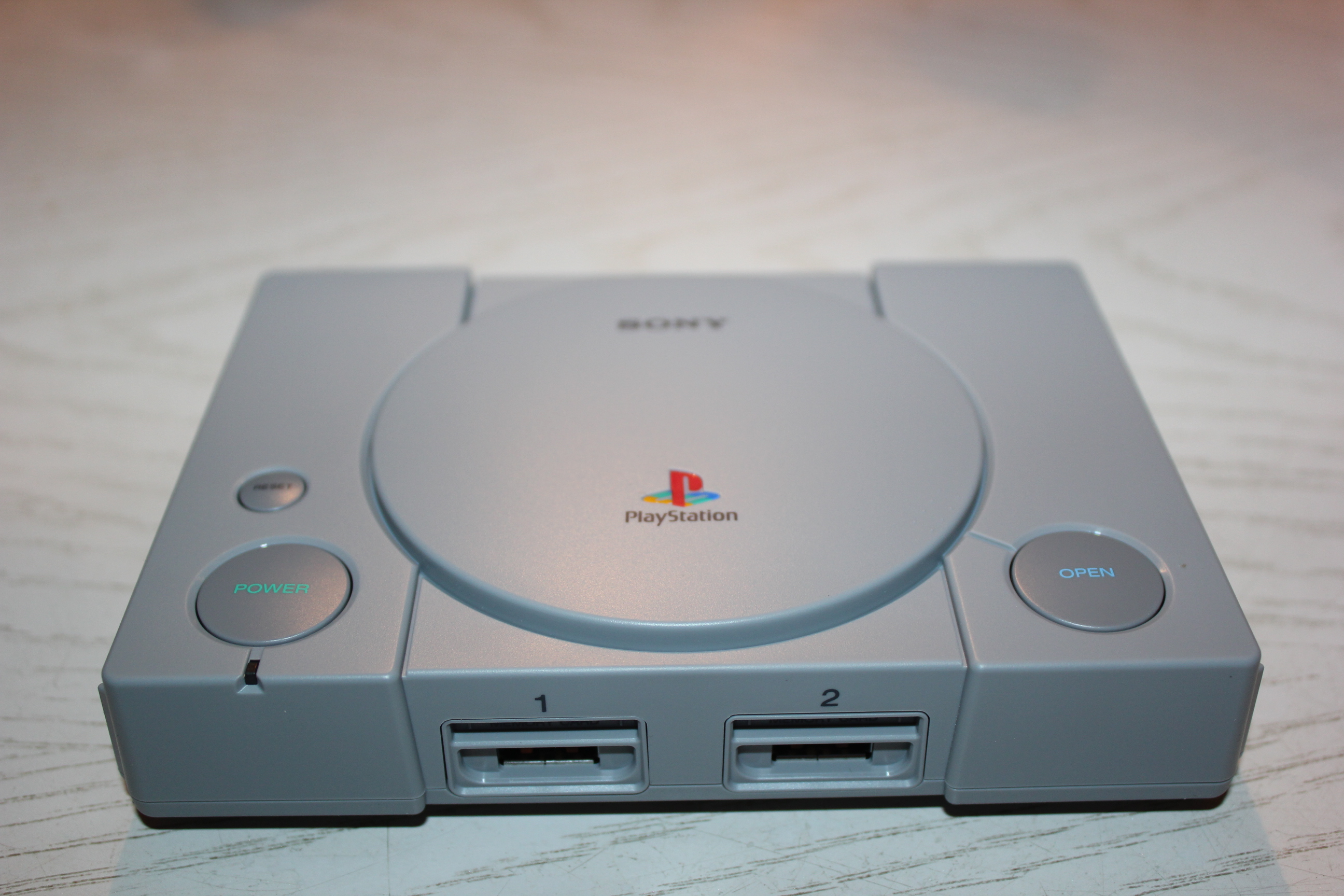 Playstation com файл. Sony PLAYSTATION 1 Classic зад. Sony PLAYSTATION 1 Classic задняя сторона. PLAYSTATION Classic 2108. Sony PLAYSTATION Classic Mini.