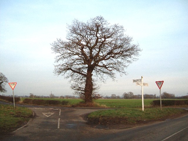 File:Road junction, Pinwall, Sheepy, Ratcliffe - geograph.org.uk - 111515.jpg