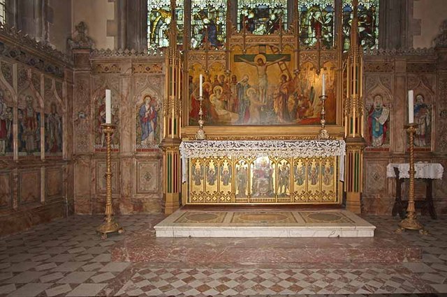 File:St Gabriel's Church, Warwick Square, London SW1 - Sanctuary - geograph.org.uk - 990848.jpg