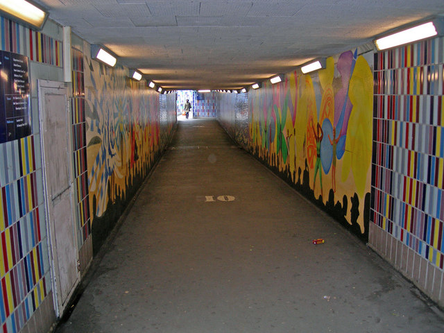 File:Subway near St George's Road, Elephant and Castle - geograph.org.uk - 430384.jpg