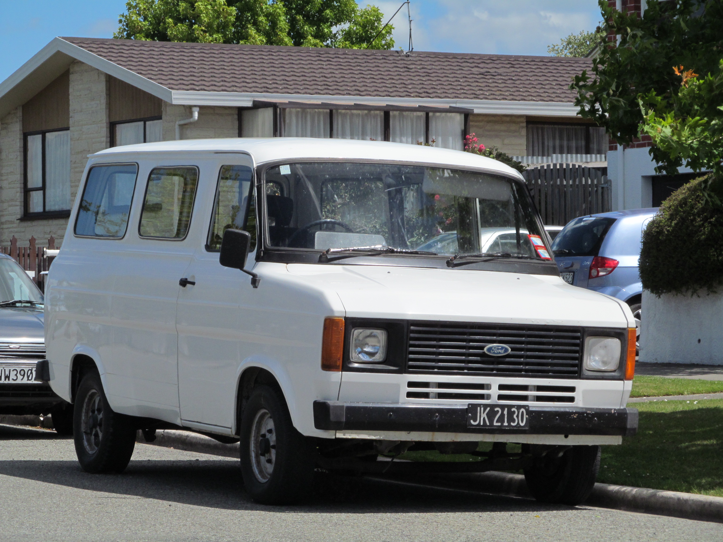 1979 Ford Transit (12082886753).jpg 