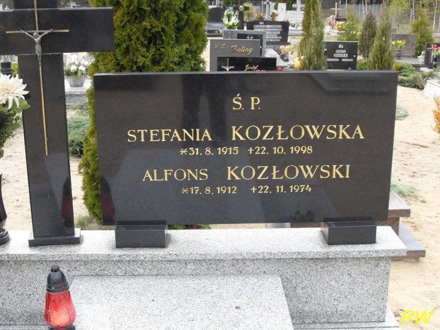 File:603 - 604 Kozłowski Alfons, Kozłowska Stefania.jpg