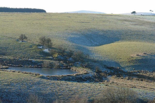 File:A tiny reservoir - geograph.org.uk - 1457077.jpg