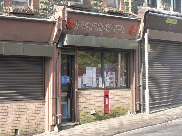 File:Blaenllechau post office.jpg