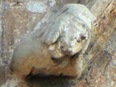 Mužská busta v druhém tělese kopule