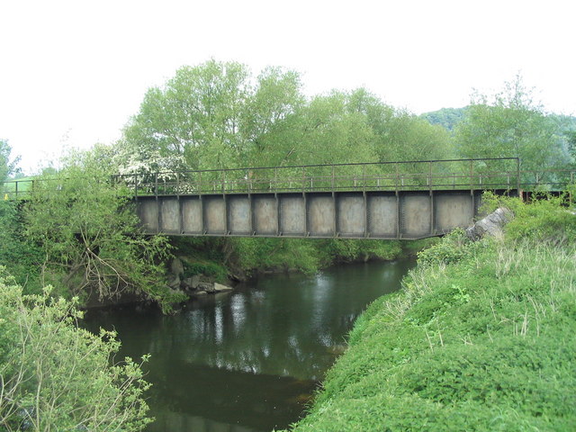 File:Buttington railway bridge - geograph.org.uk - 839903.jpg