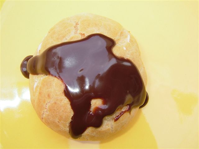 File:Chou chocolat.JPG