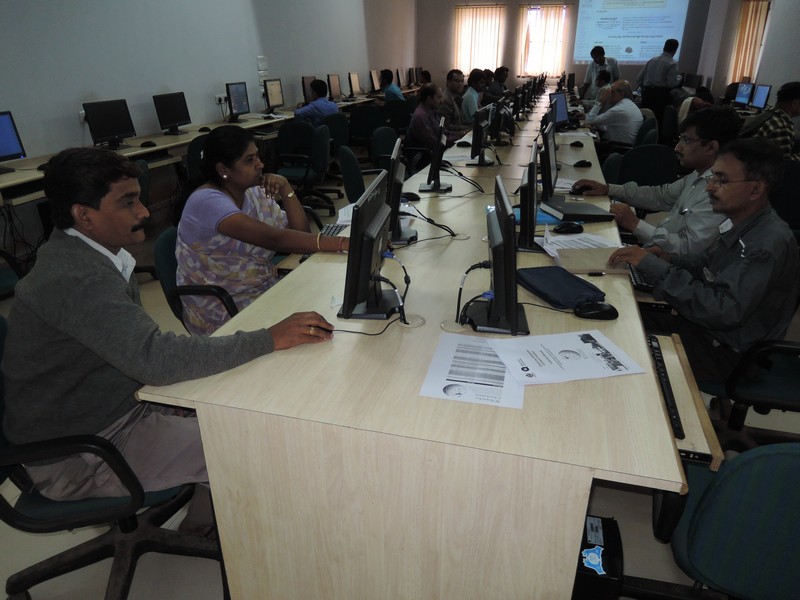 File:Hubli-Kannada-Wikipedia-Workshop 16.jpg