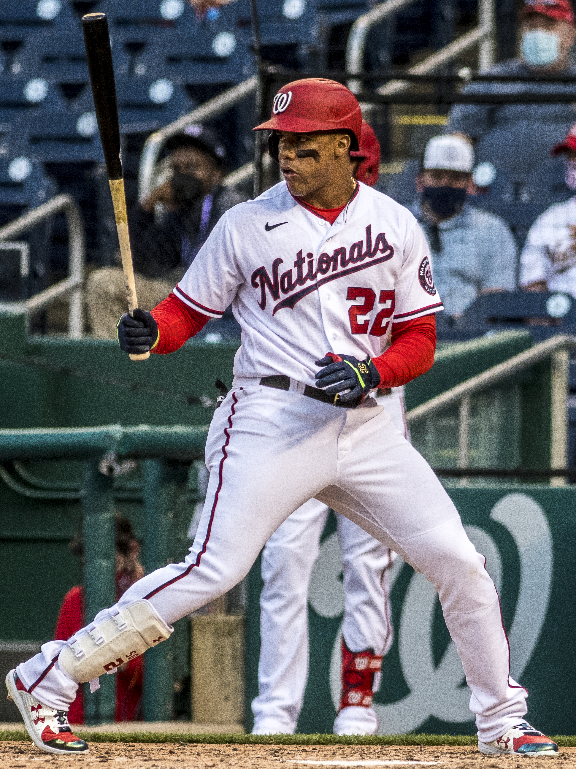 File:Juan Soto in the on deck position from Nationals vs. Braves at  Nationals Park, April 6th, 2021 (All-Pro Reels Photography) (51101804218)  (cropped).png - Wikimedia Commons