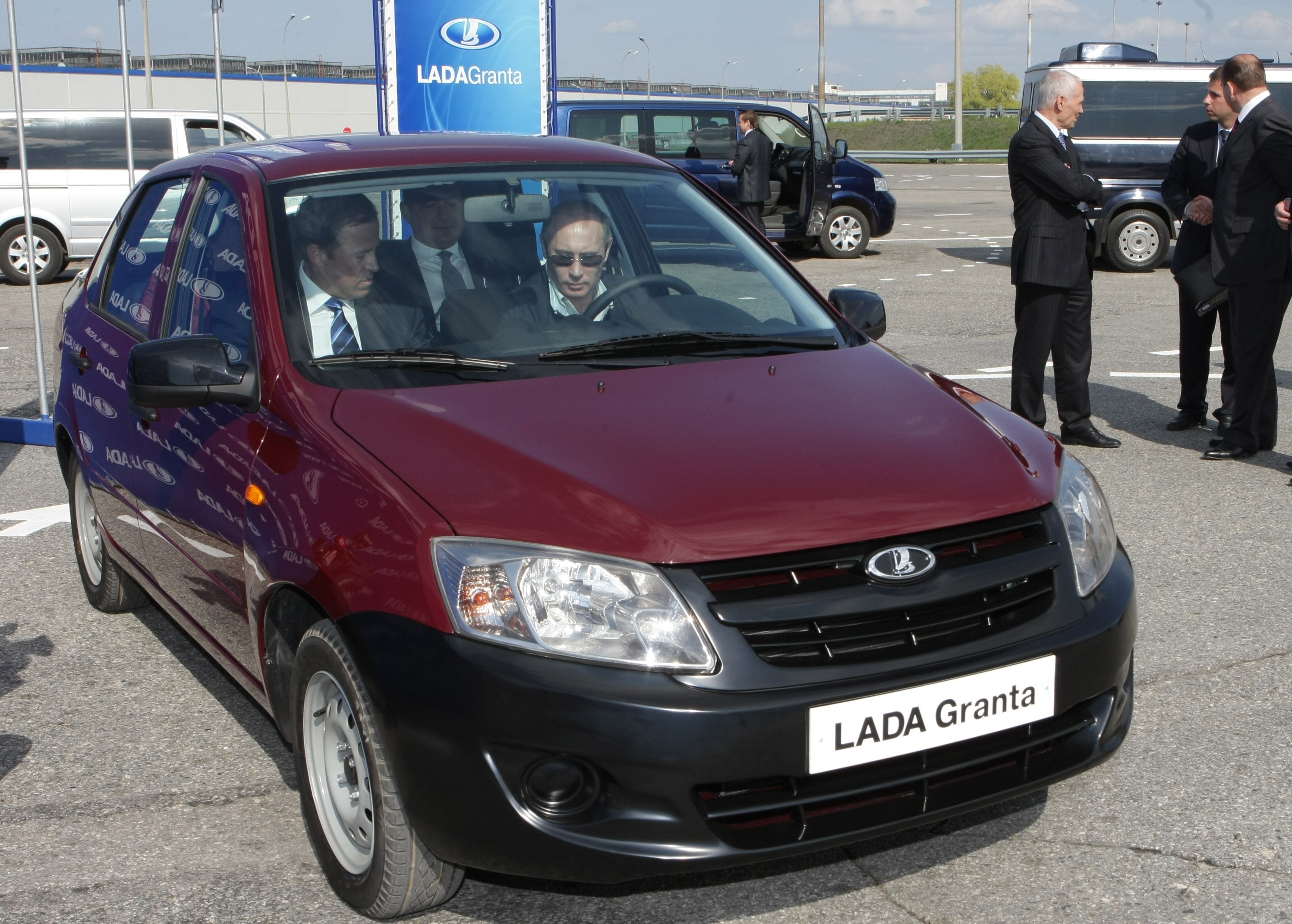 Der Lada Granta  Lada_Granta_Putin