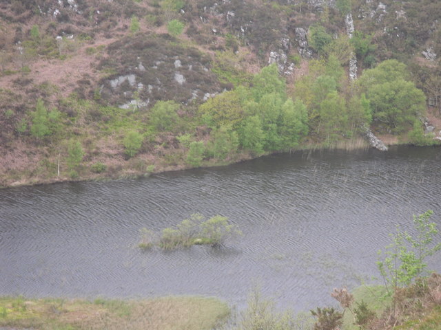 File:Llyn Wylfa - geograph.org.uk - 1312323.jpg