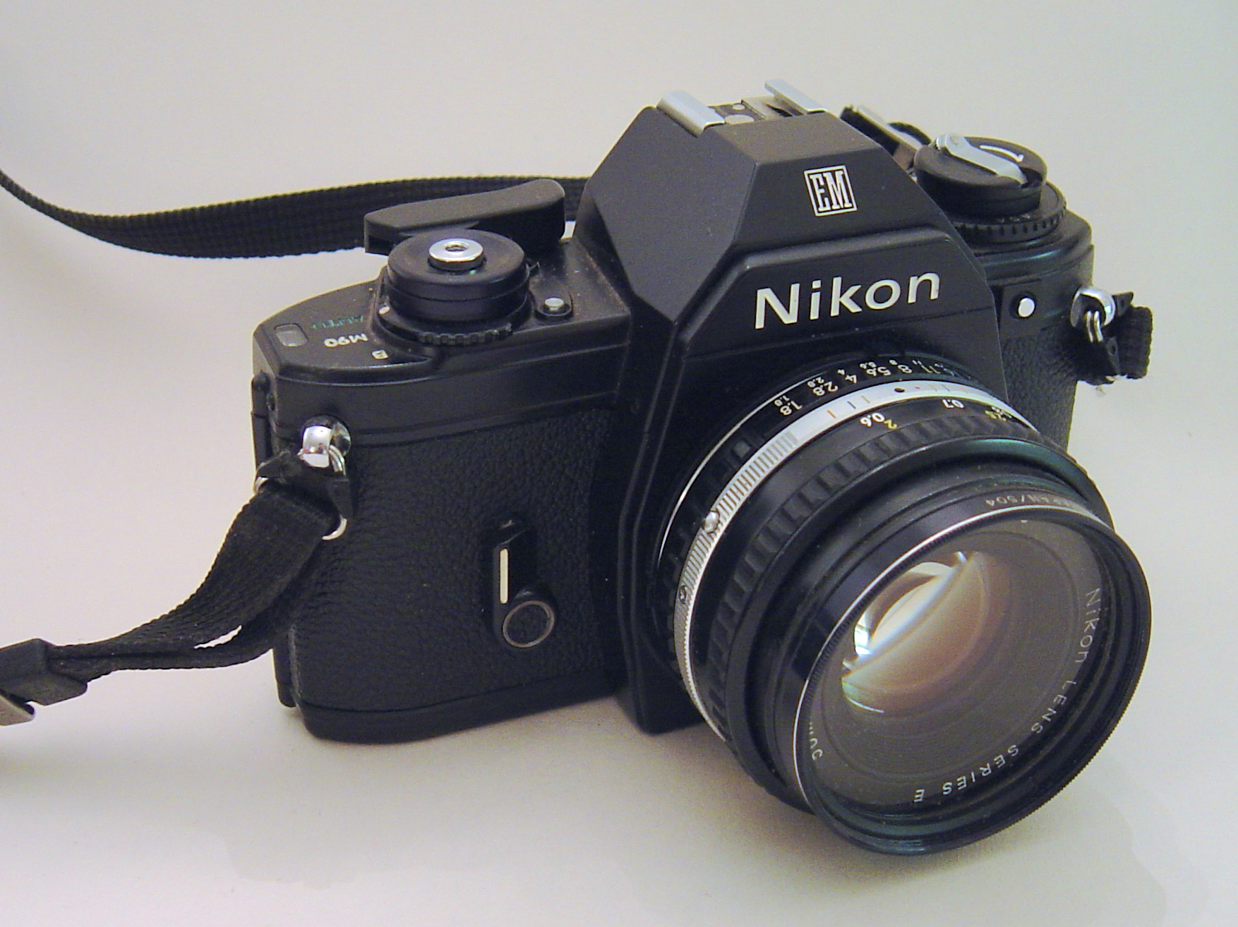 Nikon EM - Wikipedia