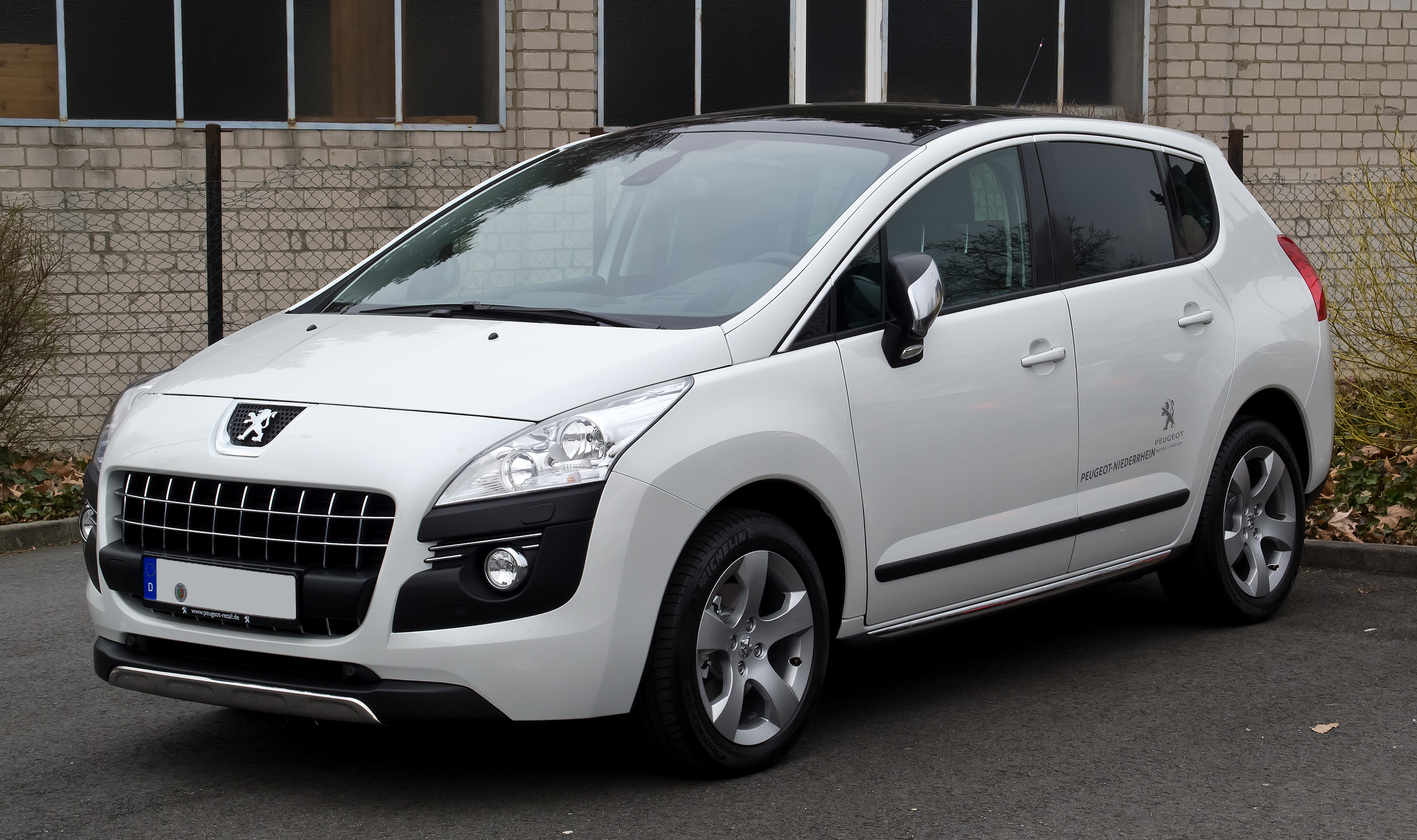 SUV Peugeot 3008 - Automotora