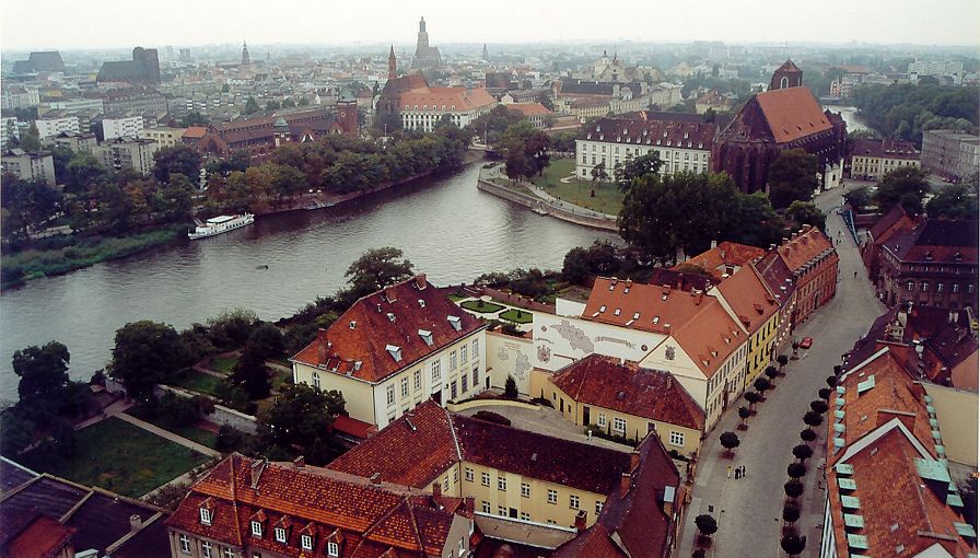 Point de vue panoramique depuis la Cathédrâle de Saint Jean Baptiste à Wroclaw.