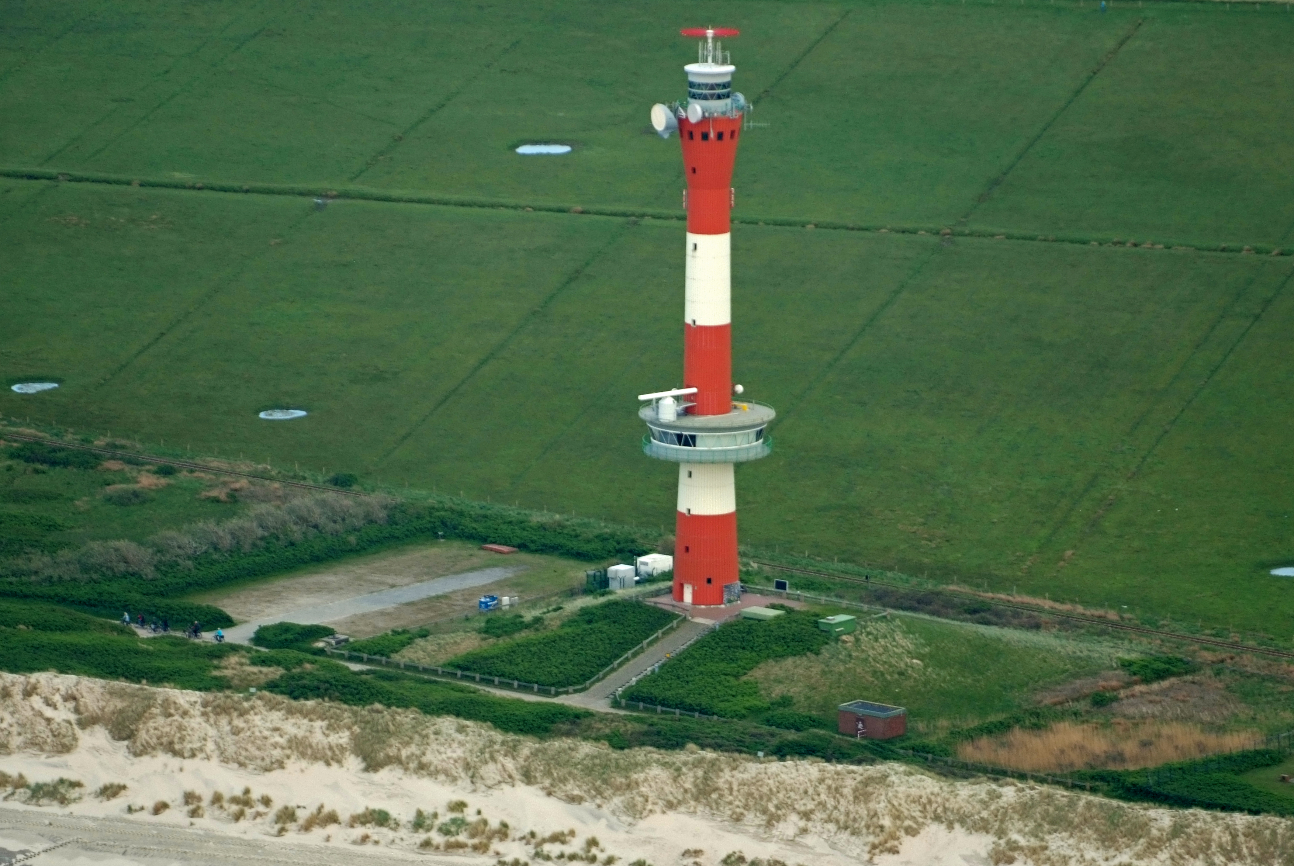Der Neuer Leuchtturm Wangerooge im Bundesland Niedersachsen in der Region Nordsee/Außenjade in der Übersicht aller Leuchttürme in Deutschland bei Natura Event.